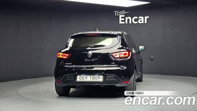 Renault Korea(Samsung) 클리오 intense, 2018 4