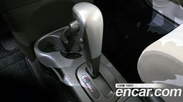 Nissan 큐브 Z12, 2011 9