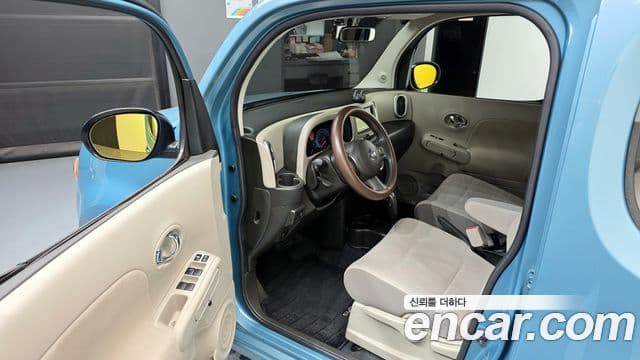 Nissan 큐브 Z12, 2011 10