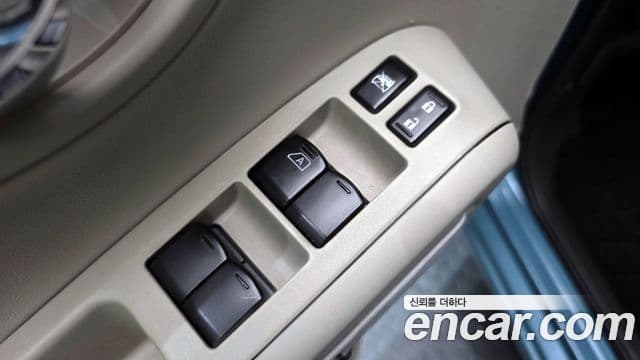 Nissan 큐브 Z12, 2011 14