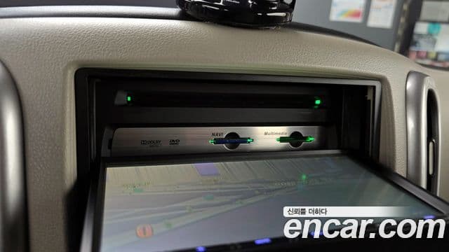 Nissan 큐브 Z12, 2011 18