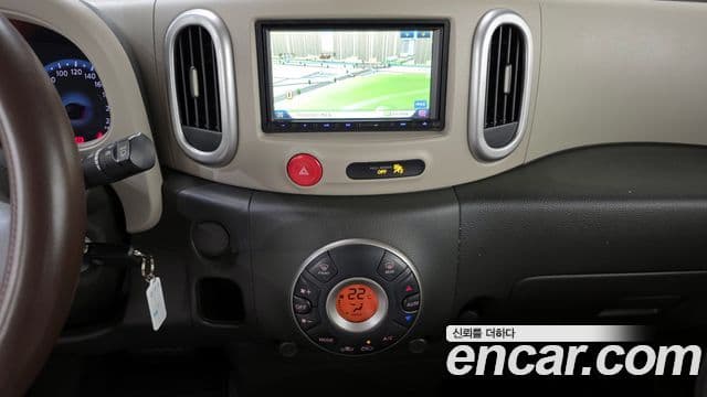 Nissan 큐브 Z12, 2011 20