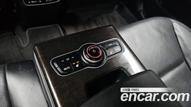 Kia The / новый New K7 Prestige Special, 2013 19