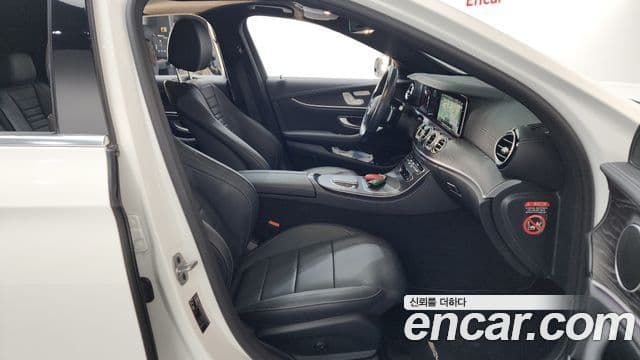 Mercedes-Benz E-класс W213 AMG Line, 2021 11