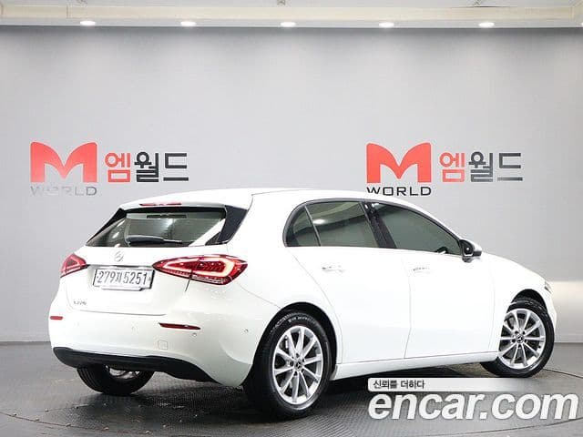 Mercedes-Benz A-класс W177 A220 хэтчбек, 2020 3