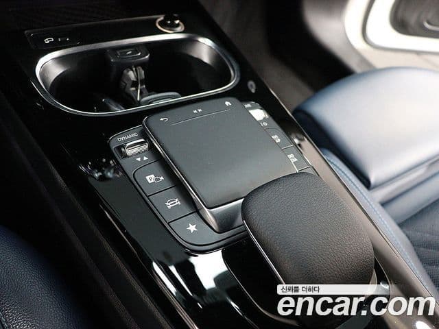 Mercedes-Benz A-класс W177 A220 хэтчбек, 2020 11