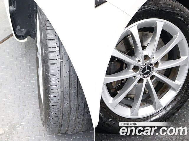 Mercedes-Benz A-класс W177 A220 хэтчбек, 2020 20