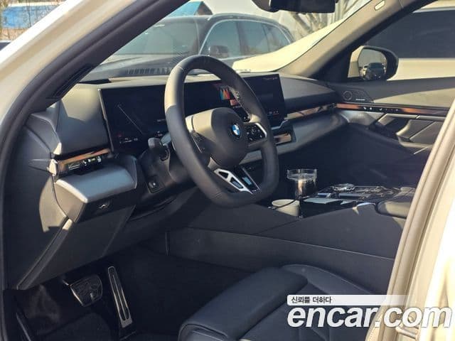 BMW 5시리즈 (G30) 530i xDrive M Sport, 2025 10