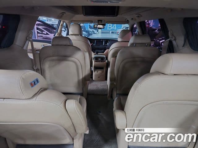 Kia All New Carnival Noblesse, 2016 12
