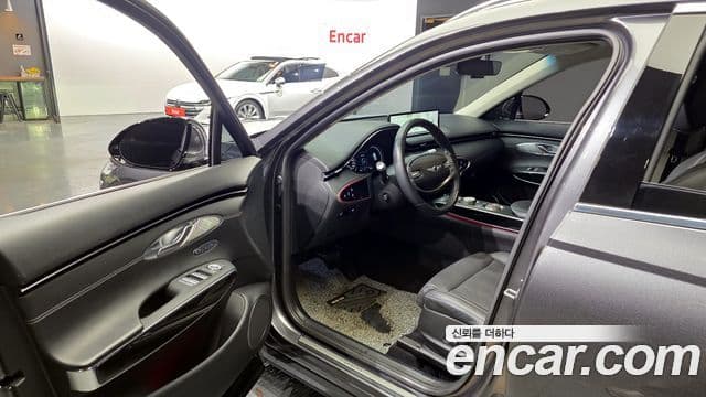 Genesis GV70, 2023 10