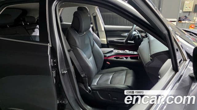 Genesis GV70, 2023 11