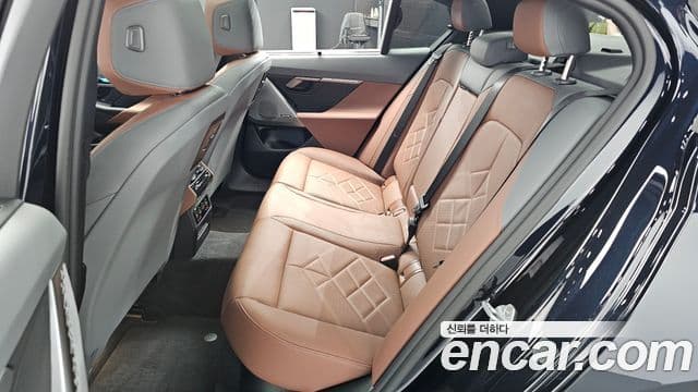 BMW 5시리즈 (G60) 530i xDrive M Sport, 2025 12