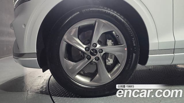 Genesis GV70, 2025 все фото