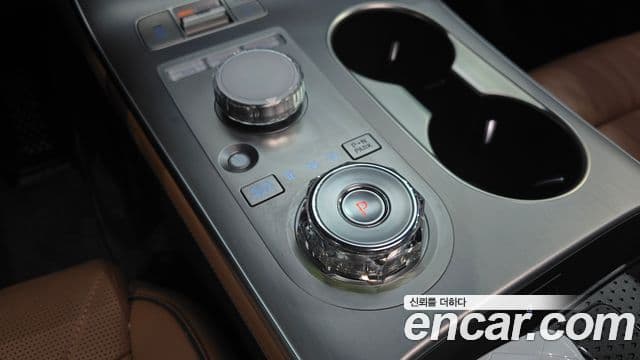 Genesis GV70, 2025 9