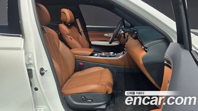 Genesis GV70, 2025 10