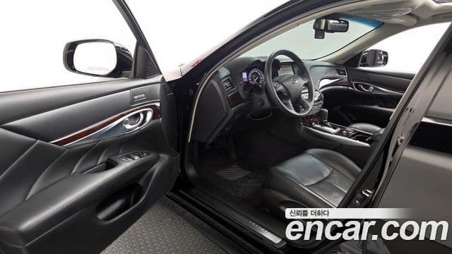 Infiniti Q70 Style, 2019 10