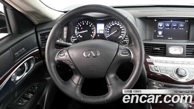 Infiniti Q70 Style, 2019 13