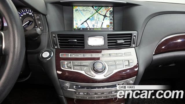 Infiniti Q70 Style, 2019 15