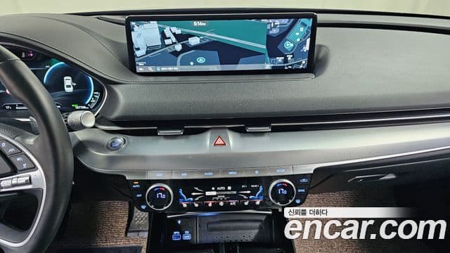 Genesis electrified G80 (RG3) e-AWD, 2022 15