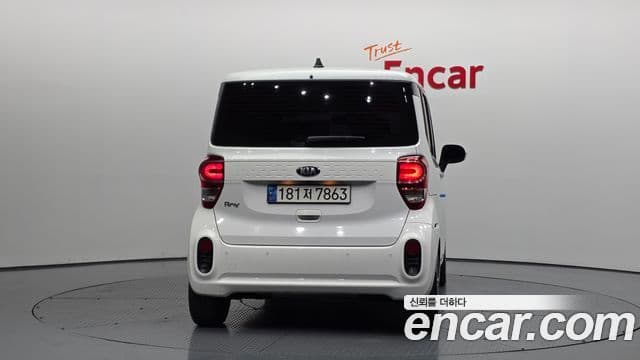 Kia The / новый New Ray Signature, 2021 4