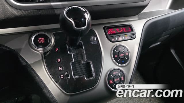 Kia The / новый New Ray Signature, 2021 9