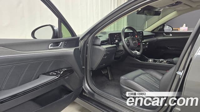 Kia The / новый New K5 гибрид 3세대 Signature, 2025 10