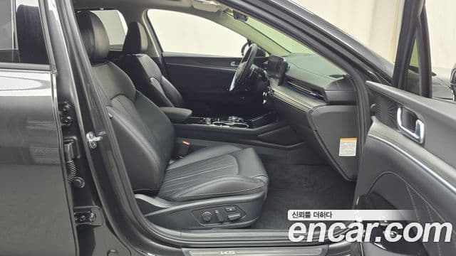 Kia The / новый New K5 гибрид 3세대 Signature, 2025 11