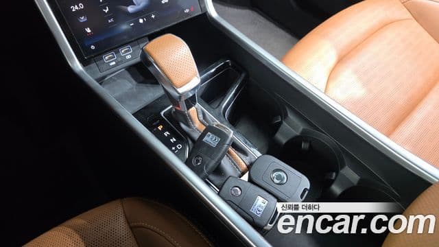 KG모빌리티(SsangYong) Torres T7, 2024 9