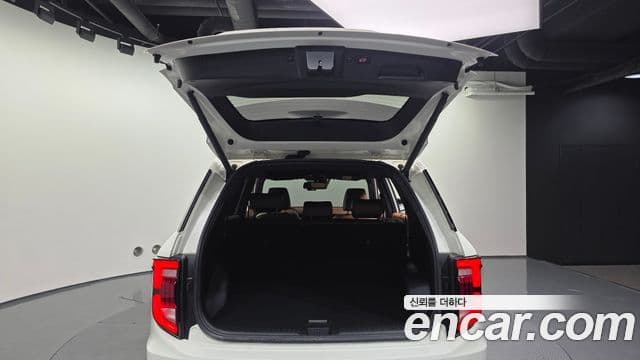 KG모빌리티(SsangYong) Torres T7, 2024 20