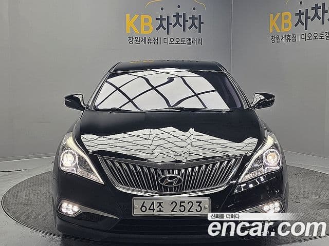 Hyundai Grandeur HG Modern, 2015 1