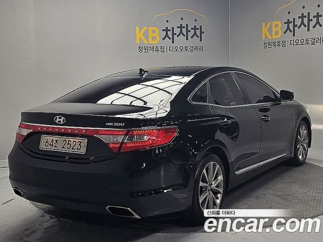 Hyundai Grandeur HG Modern, 2015 3