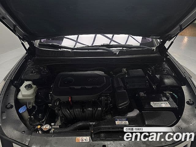 Hyundai Grandeur HG Modern, 2015 6