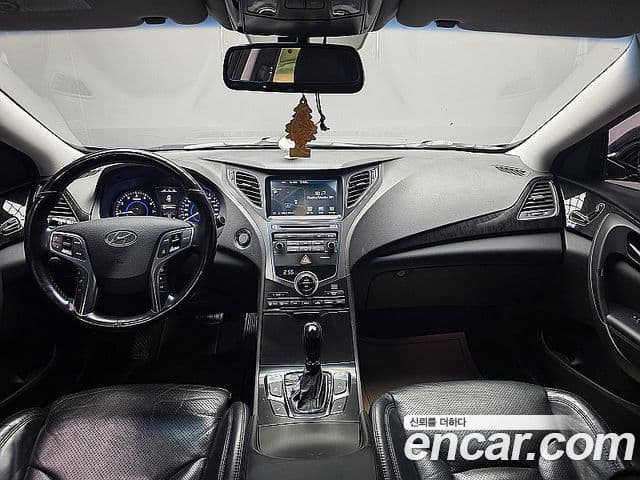 Hyundai Grandeur HG Modern, 2015 9