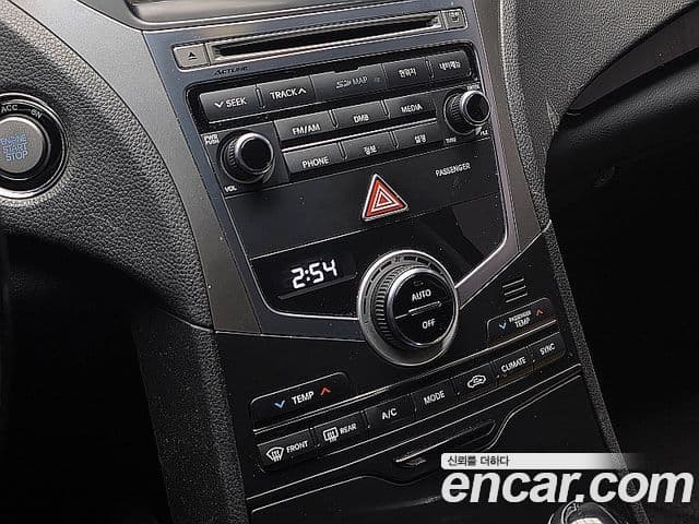 Hyundai Grandeur HG Modern, 2015 11