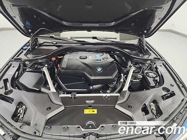 BMW 5시리즈 (G30) 530e M Sport, 2022 все фото