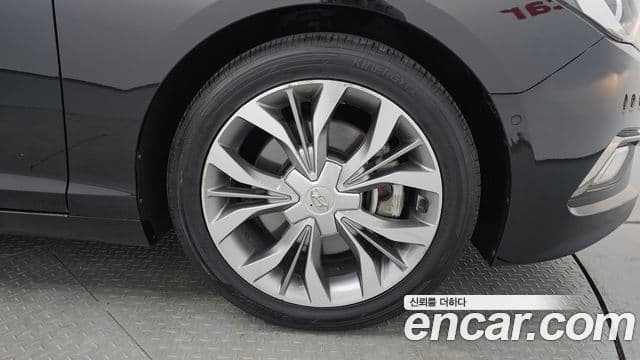 Hyundai LF Sonata 2.0 Smart, 2015 все фото