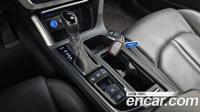 Hyundai LF Sonata 2.0 Smart, 2015 9