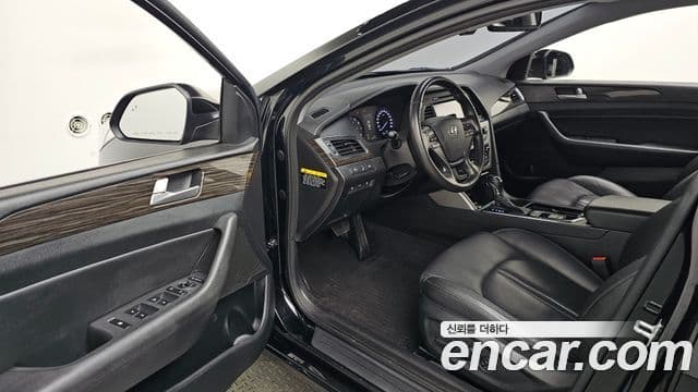 Hyundai LF Sonata 2.0 Smart, 2015 10