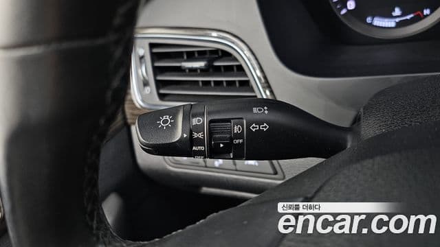 Hyundai LF Sonata 2.0 Smart, 2015 19