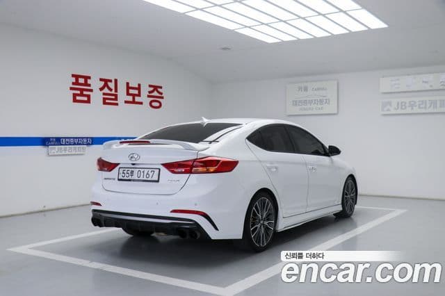 Hyundai Avante AD Extreme Selection, 2017 4