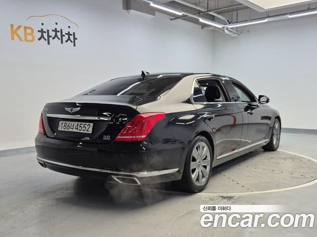 Genesis EQ900 Prestige, 2018 3