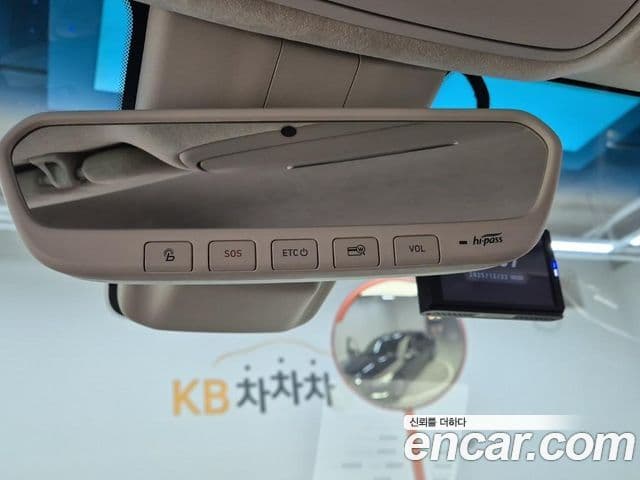 Genesis EQ900 Prestige, 2018 17