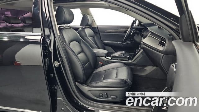 Kia K7 Premier 3.0 LPI Trendy(арендный автомобиль), 2020 10