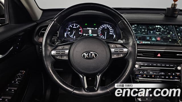 Kia K7 Premier 3.0 LPI Trendy(арендный автомобиль), 2020 13