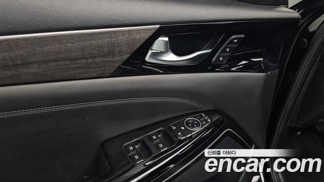 Kia K7 Premier 3.0 LPI Trendy(арендный автомобиль), 2020 17