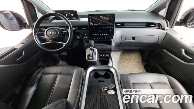Hyundai Staria Modern, 2024 7