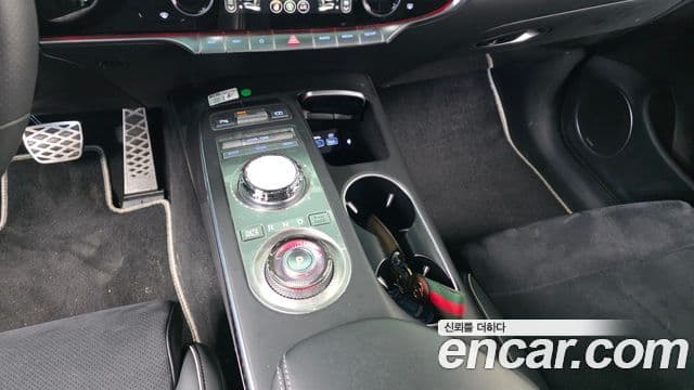 Genesis GV70, 2021 9