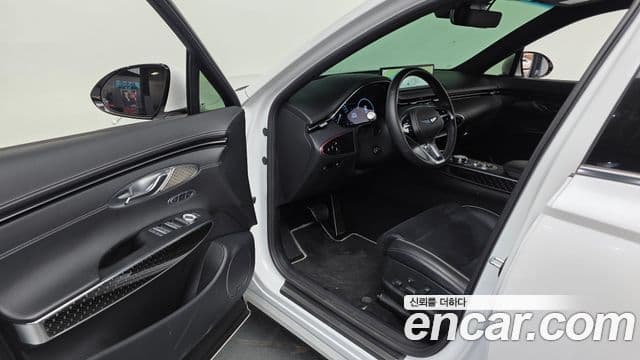 Genesis GV70, 2021 10