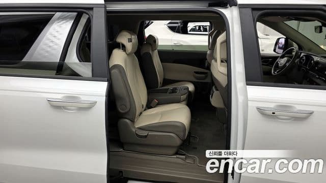Kia Carnival 4세대 Prestige, 2023 12
