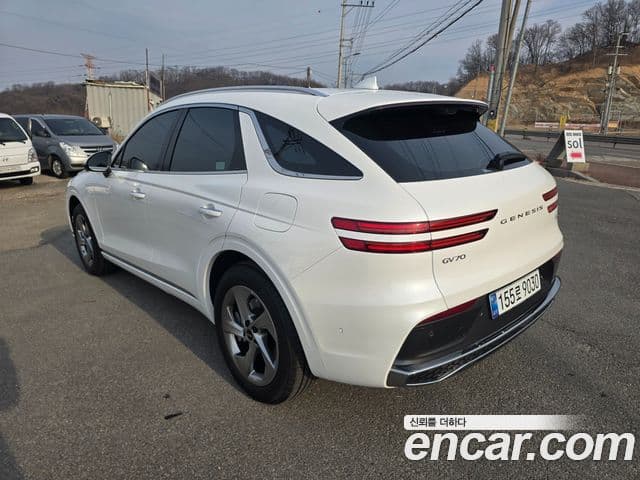 Genesis GV70, 2025 7